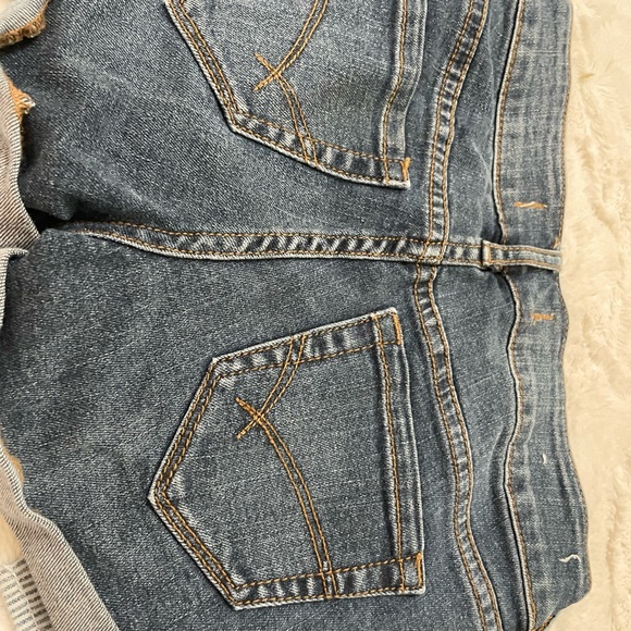 Bullhead Denim Co - Picture 4 of 6